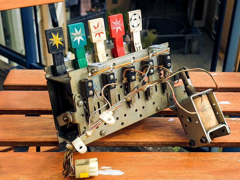 Gottlieb Striker pinball drop targets