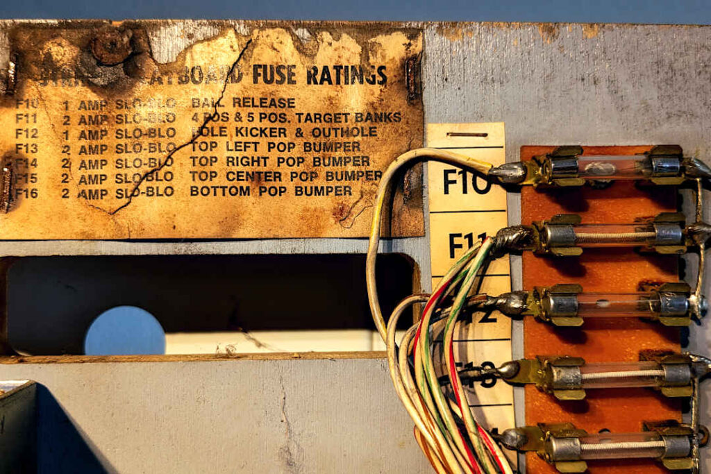 Gottlieb Striker pinball fuses